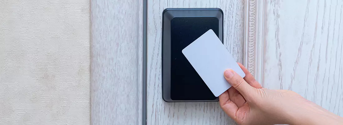 Custom Keycard Access System Configuration for Businesses in Laval, QC