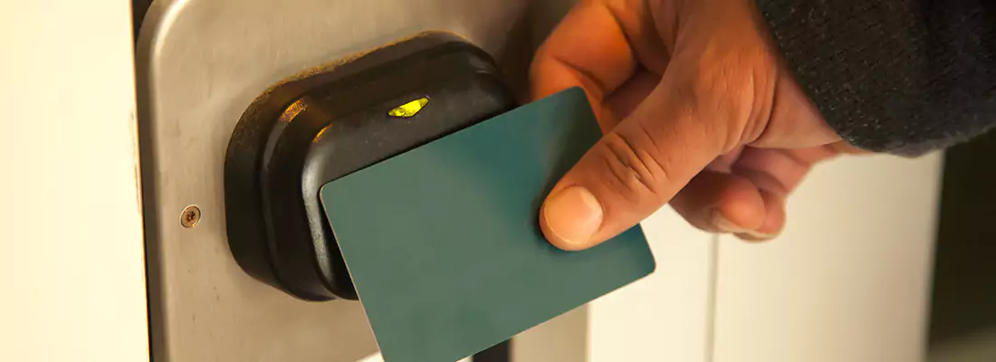 How Card Lock Readers Enhance Security in Laval, QC?