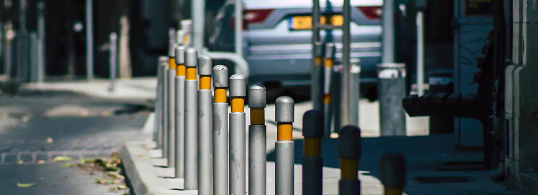 Safe and Convenient Retractable Barrier Column Systems for Properties in Laval, QC