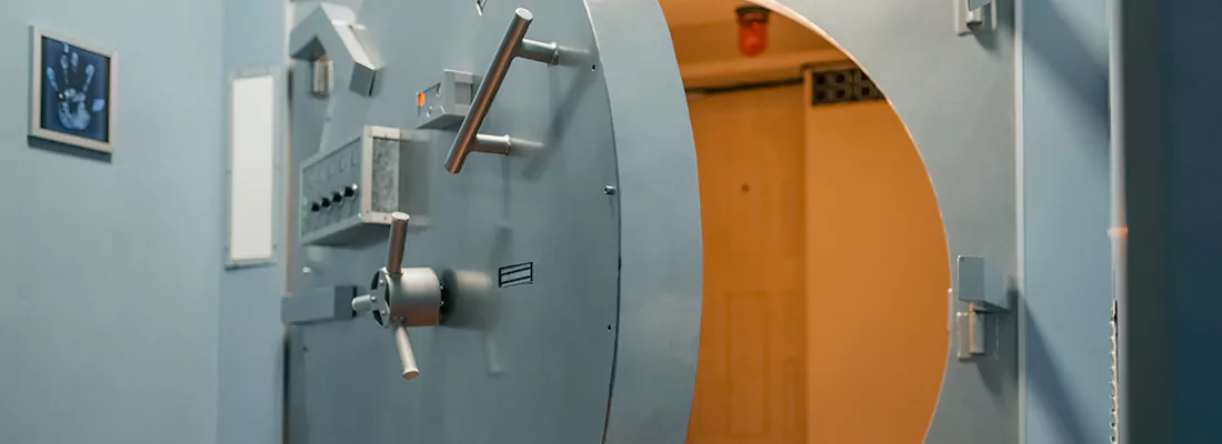 Vault and Safe locksmith services in Laval, QC